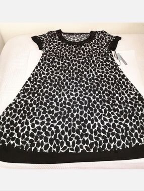 NEW Apt. 9 XL Stretch A-Line Black and White Cocktail Dress with Beaded Neckline